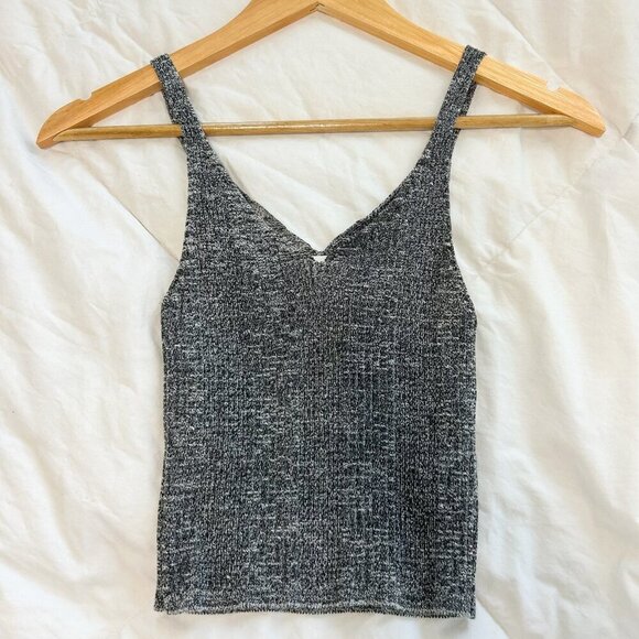 Forever 21 Gray Knit V-Neck Tank Top Women’s Size Small Cotton Blend - Picture 1 of 4